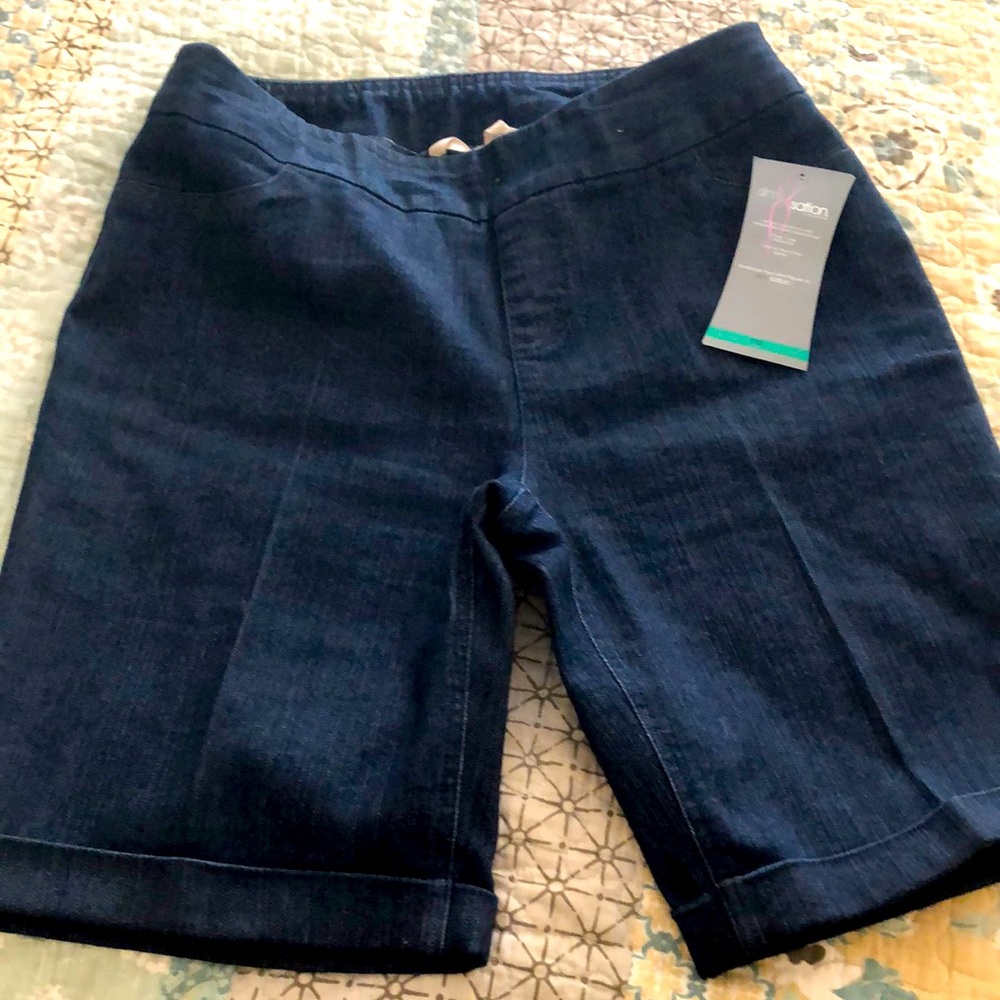 Soft surroundings denim shorts. New with tag.